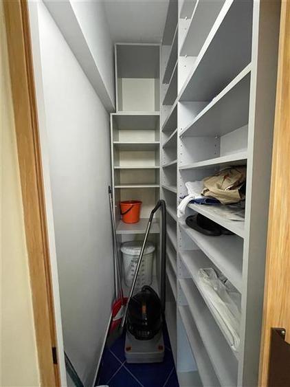Apartament cu 3 camere semidecomandat în Mihai Bravu