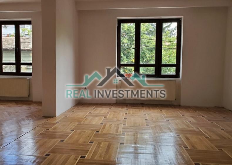 Casa 6 cam. zona Ultracentrala - ID : RH-29115-property - 2