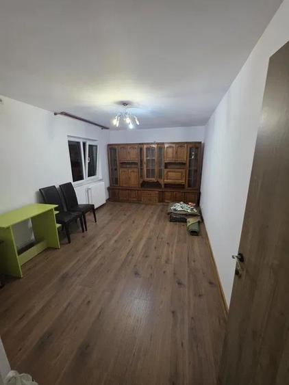 Apartament cu 2 camere decomandat în Canta