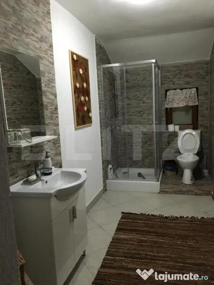 Casă cu 1 camere cu Teren 1500 Mp în Central