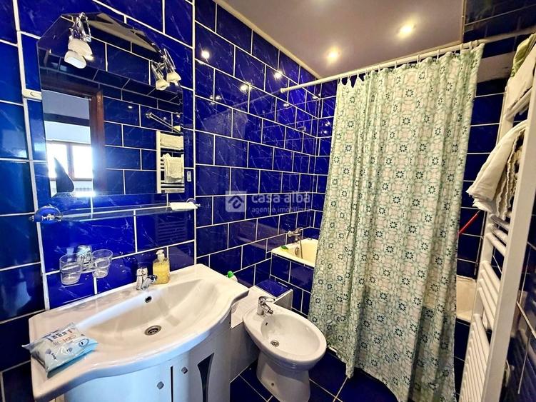 Apartament cu 3 camere decomandat în Alexandru cel Bun