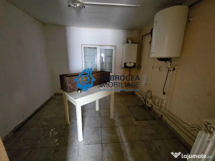 Casă cu 3 camere cu Teren 165 Mp în Central