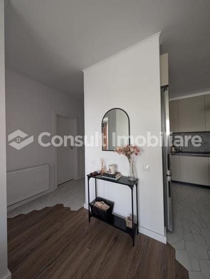 Apartament cu 2 camere semidecomandat, mobilat în Între Lacuri