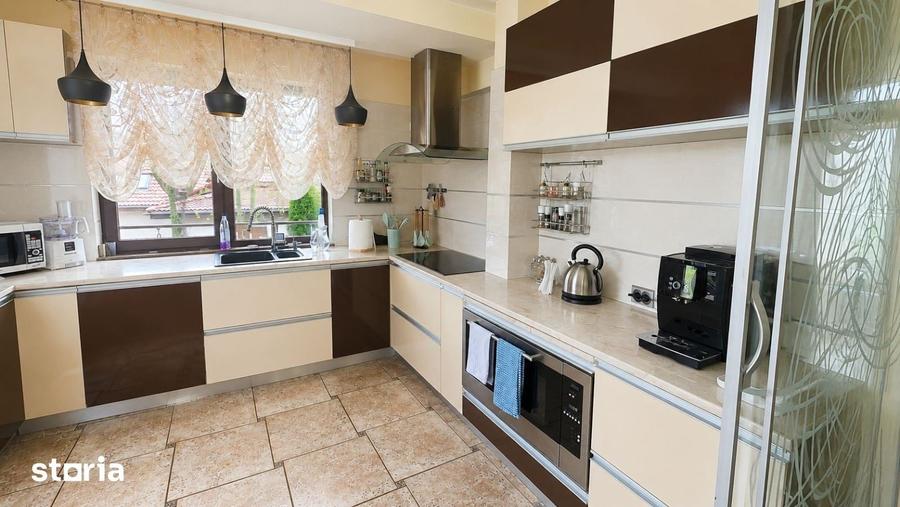 VILA Premium Iasi Bucium PLOPII FARA SO? 7 Camere 825 mp teren Garaj - 6