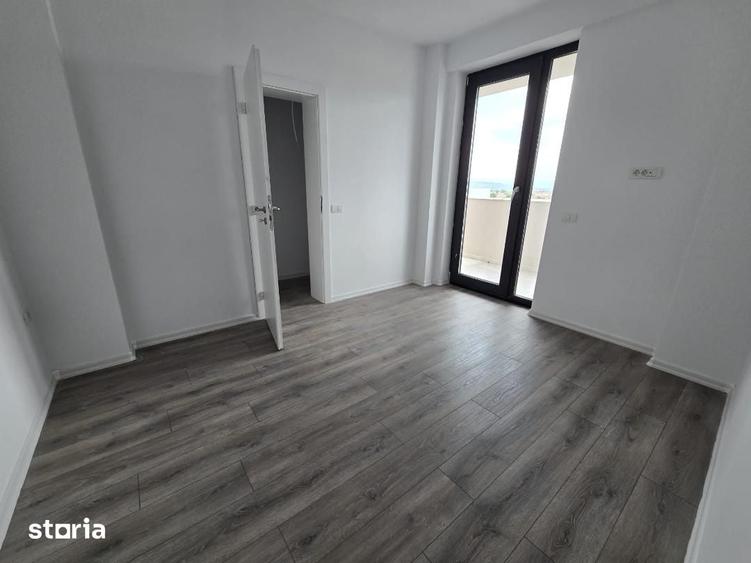 Apartament cu 3 camere în Cetate