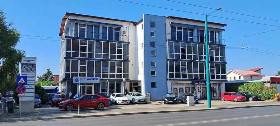 Spațiu comercial, de 1,300 mp, în Soarelui
