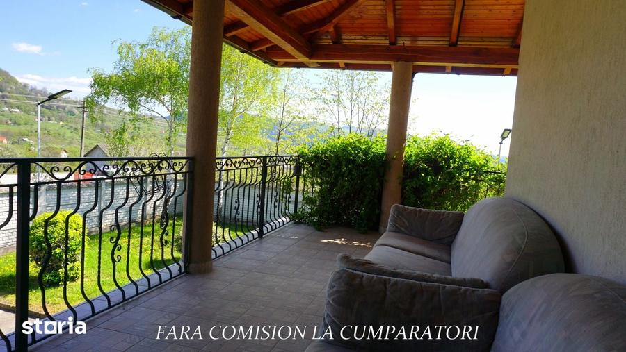 Casă cu 6 camere cu Teren 2327 Mp în Berislăvești