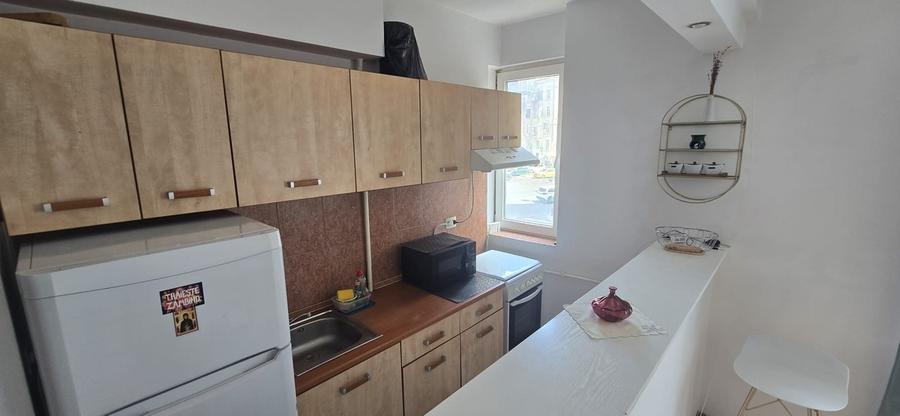 Apartament semidecomandat în Central