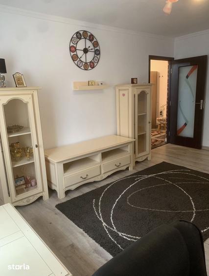 Apartament cu 3 camere decomandat în Cug