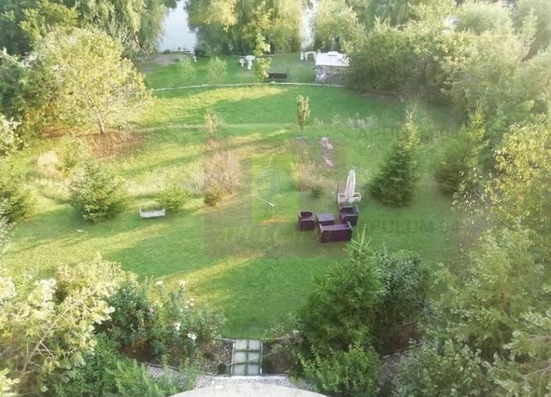 Casă cu Teren 3100 Mp în Băneasa