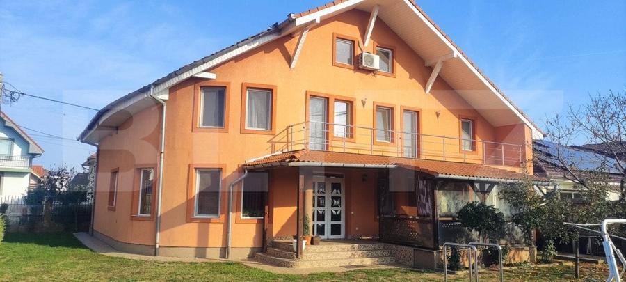 Casă individuală cu 6 camere cu Piscina în Nufărul