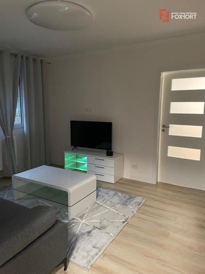 Apartament cu 2 camere decomandat, mobilat în Tipografilor