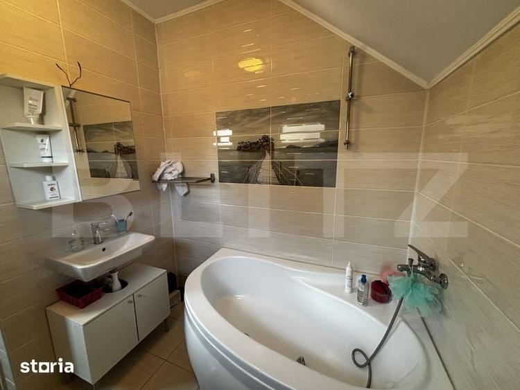 Casă cu 5 camere cu Teren 336 Mp în Șimnicu de Sus