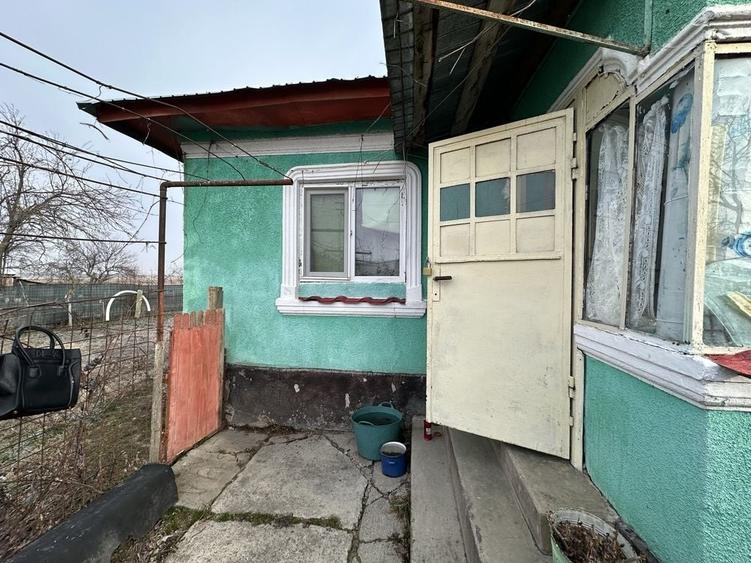 Casă cu 3 camere în Căteasca