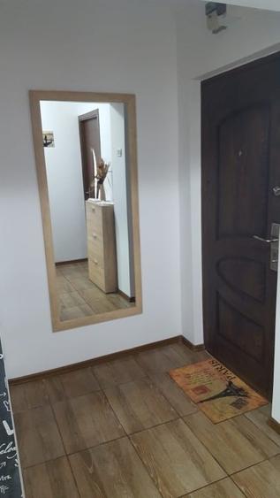 Apartament cu 2 camere decomandat, mobilat în Tomis Nord