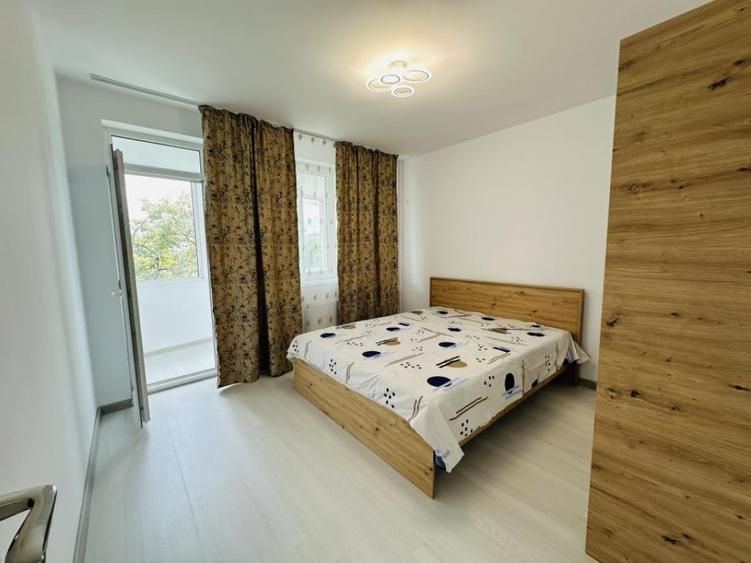 Apartament cu 2 camere decomandat în Basarabia