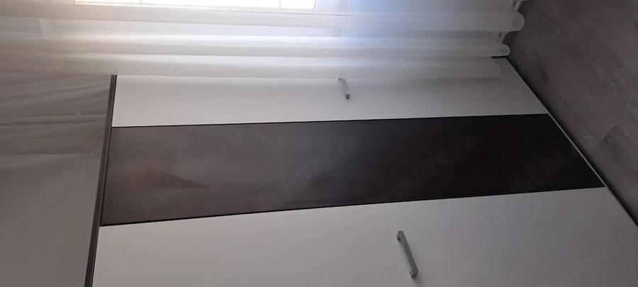 Apartament cu 2 camere semidecomandat în Km 4