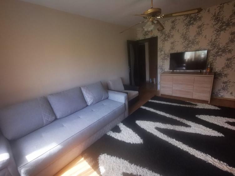 Apartament cu 2 camere decomandat în Sânmartin