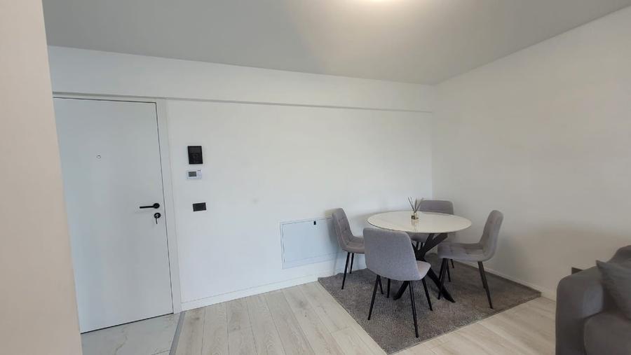 Apartament cu 2 camere semidecomandat, mobilat în Berceni