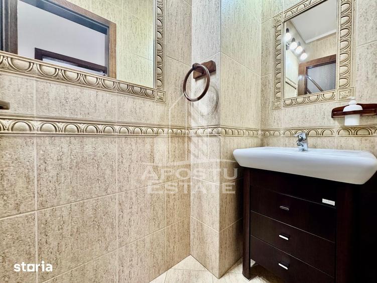 Apartament cu 3 camere, mobilat în UTA