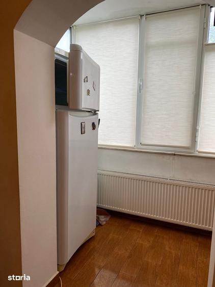 Apartament cu 2 camere decomandat în Calea București