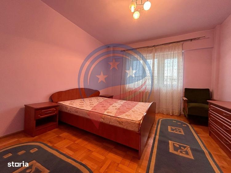 Apartament cu 3 camere decomandat în Albești