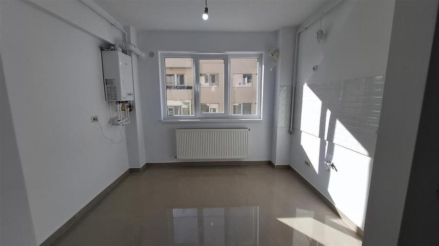 Apartament cu 3 camere decomandat în Valea Lupului