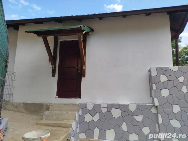 Casă cu 2 camere cu Teren 340 Mp în Breaza de Jos