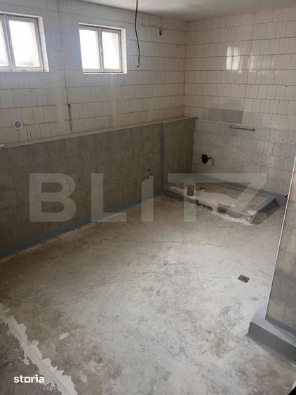 Spațiu comercial, de 200 mp, în Ciupercenii Noi