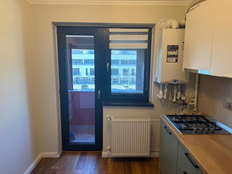 Apartament cu 2 camere semidecomandat, mobilat în Tractorul