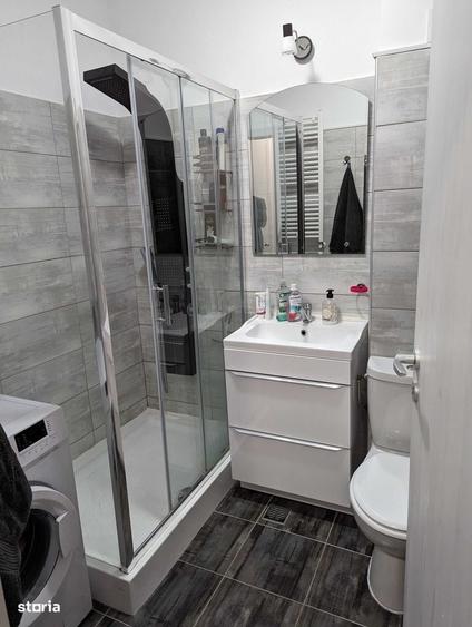 Apartament cu 2 camere decomandat în Păcii