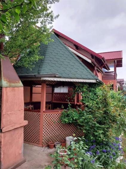 Casă individuală cu 7 camere cu Teren 1330 Mp în Măneciu-Pământeni