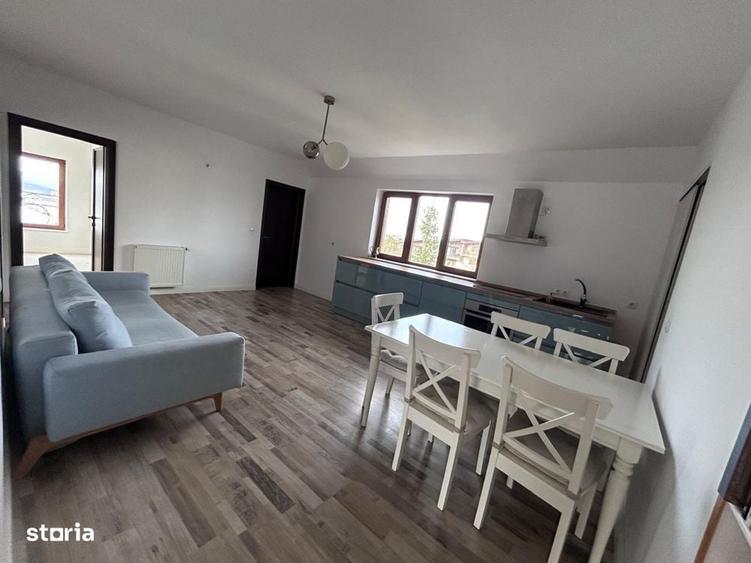 Apartament cu 3 camere decomandat în Ciupercenii Noi