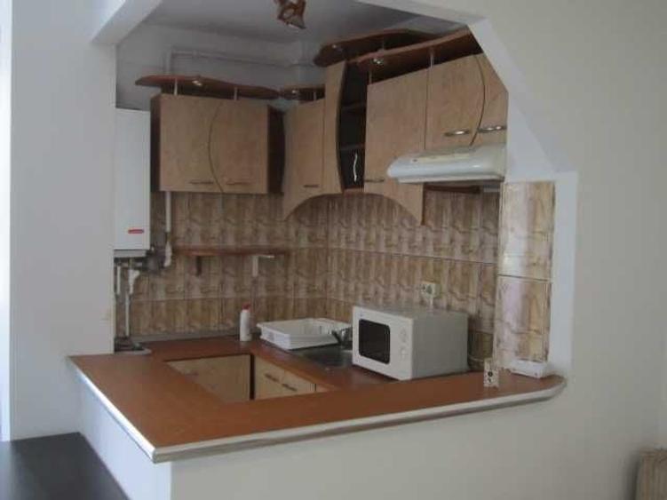 Garsonieră decomandată în Republicii