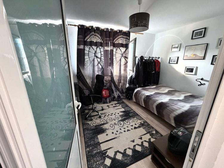 Apartament cu 2 camere în Cetate