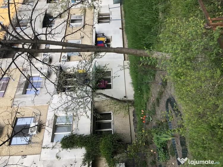 Apartament semidecomandat în Nicolina