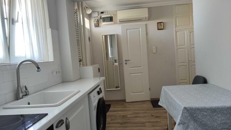 Apartament cu 2 camere decomandat în Ultracentral