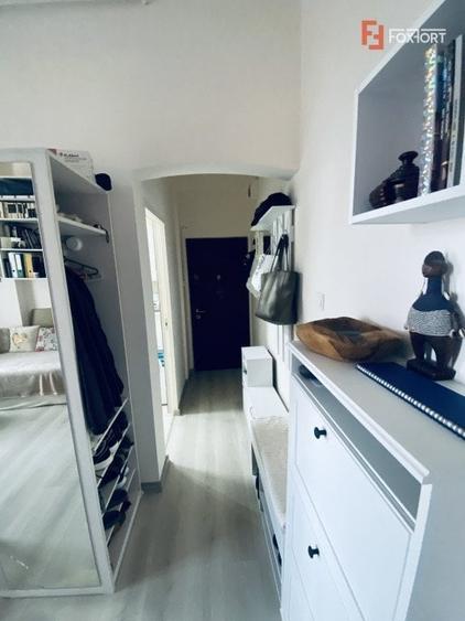 Apartament cu 2 camere nedecomandat, mobilat în Ronaț