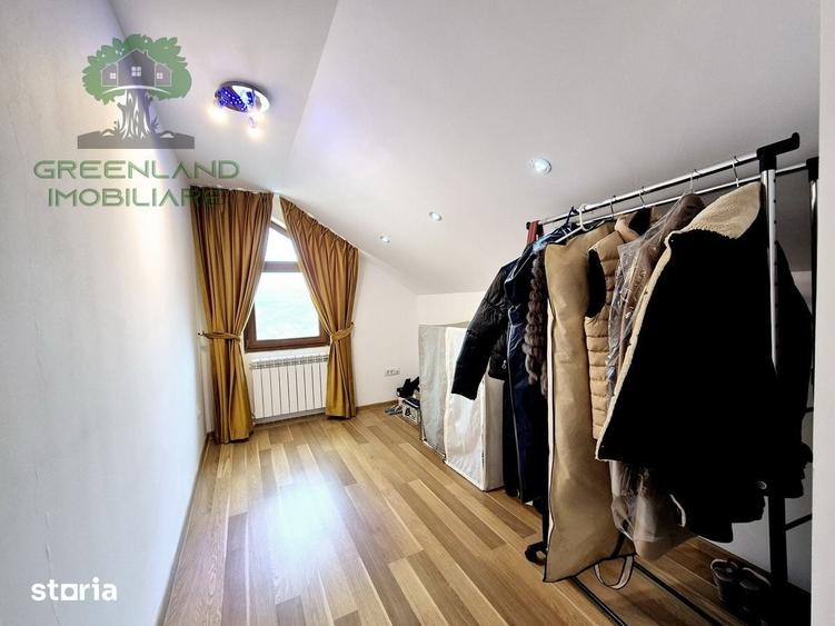 Casă cu 5 camere cu Teren 4000 Mp în Tomești