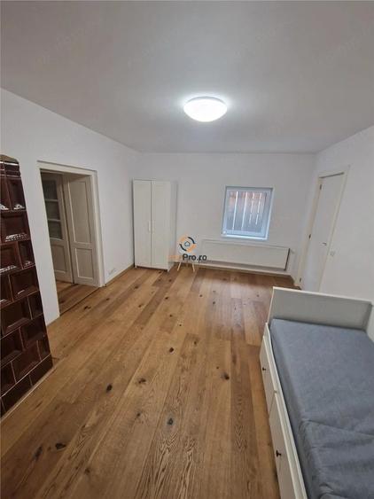 Casă cu 3 camere cu Teren 100 Mp în Moșnița Nouă