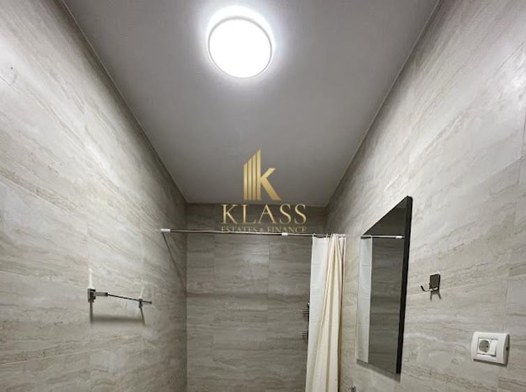Apartament cu 3 camere decomandat, mobilat în Berceni