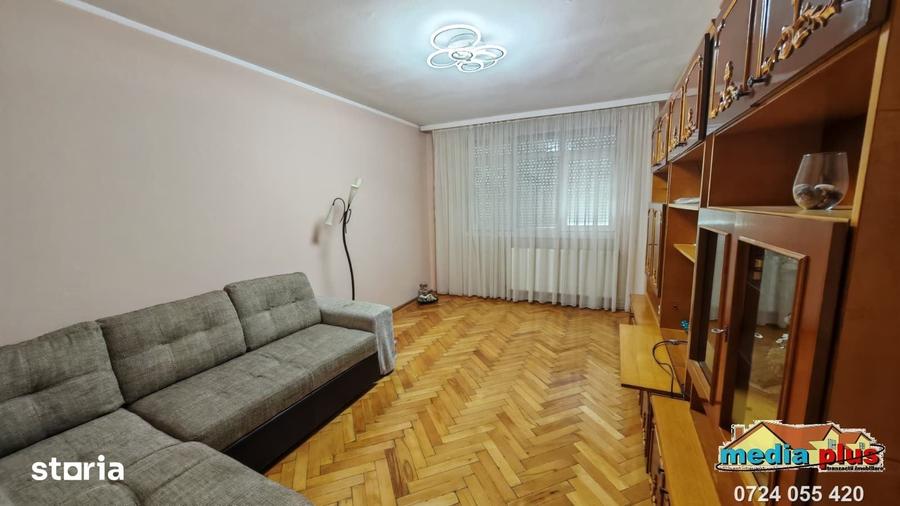 Apartament cu 3 camere decomandat în Țiglina 2