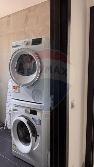 Apartament cu 3 camere semidecomandat, mobilat în Mărăști