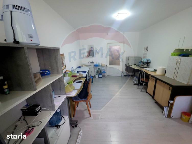 Spațiu comercial, de 45 mp, în Central