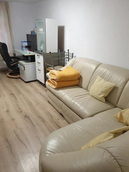 Casă cu 4 camere cu Teren 1200 Mp în Central