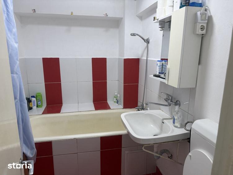 Apartament cu 4 camere decomandat în Lucian Blaga