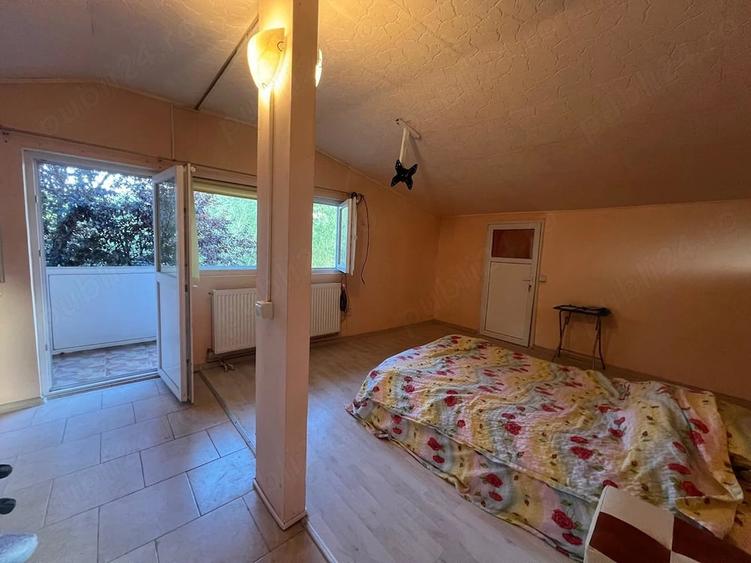 Casă cu 5 camere cu Teren 611 Mp în Cornu