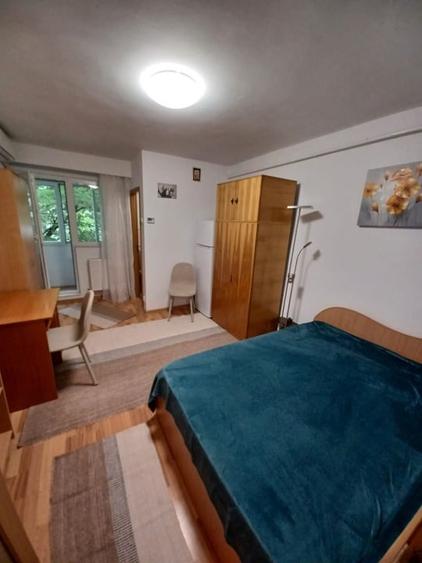 Garsonieră decomandată în Tudor Vladimirescu