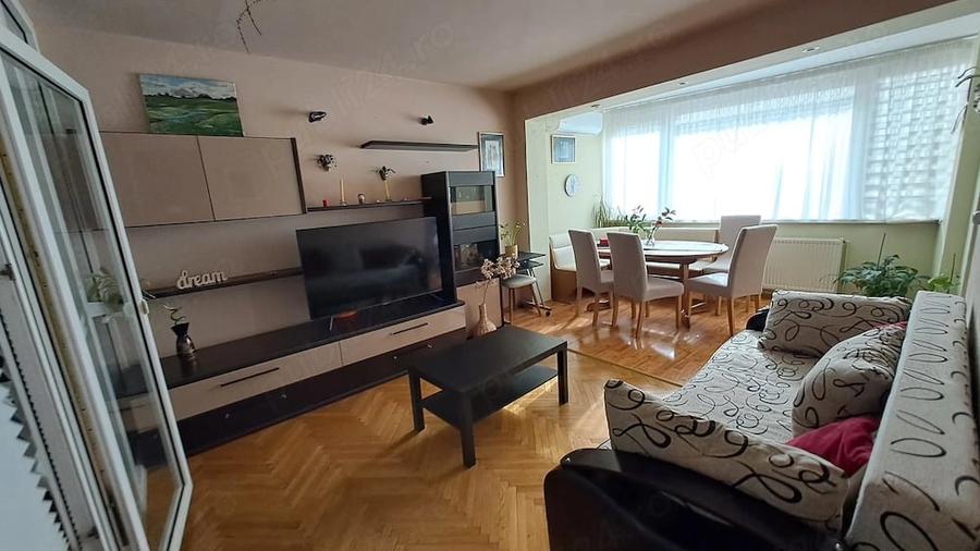 Apartament cu 3 camere decomandat, mobilat în Nord