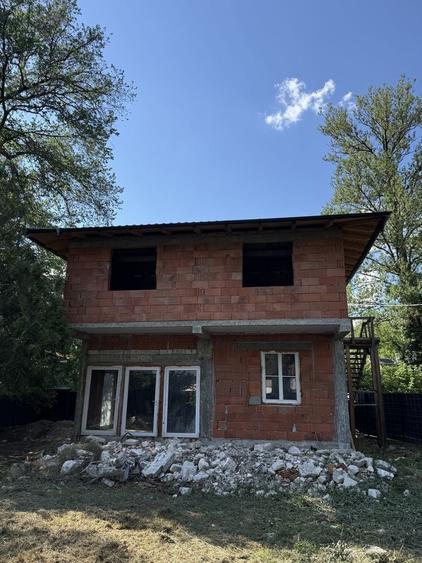Casă cu 4 camere în 3 Insule